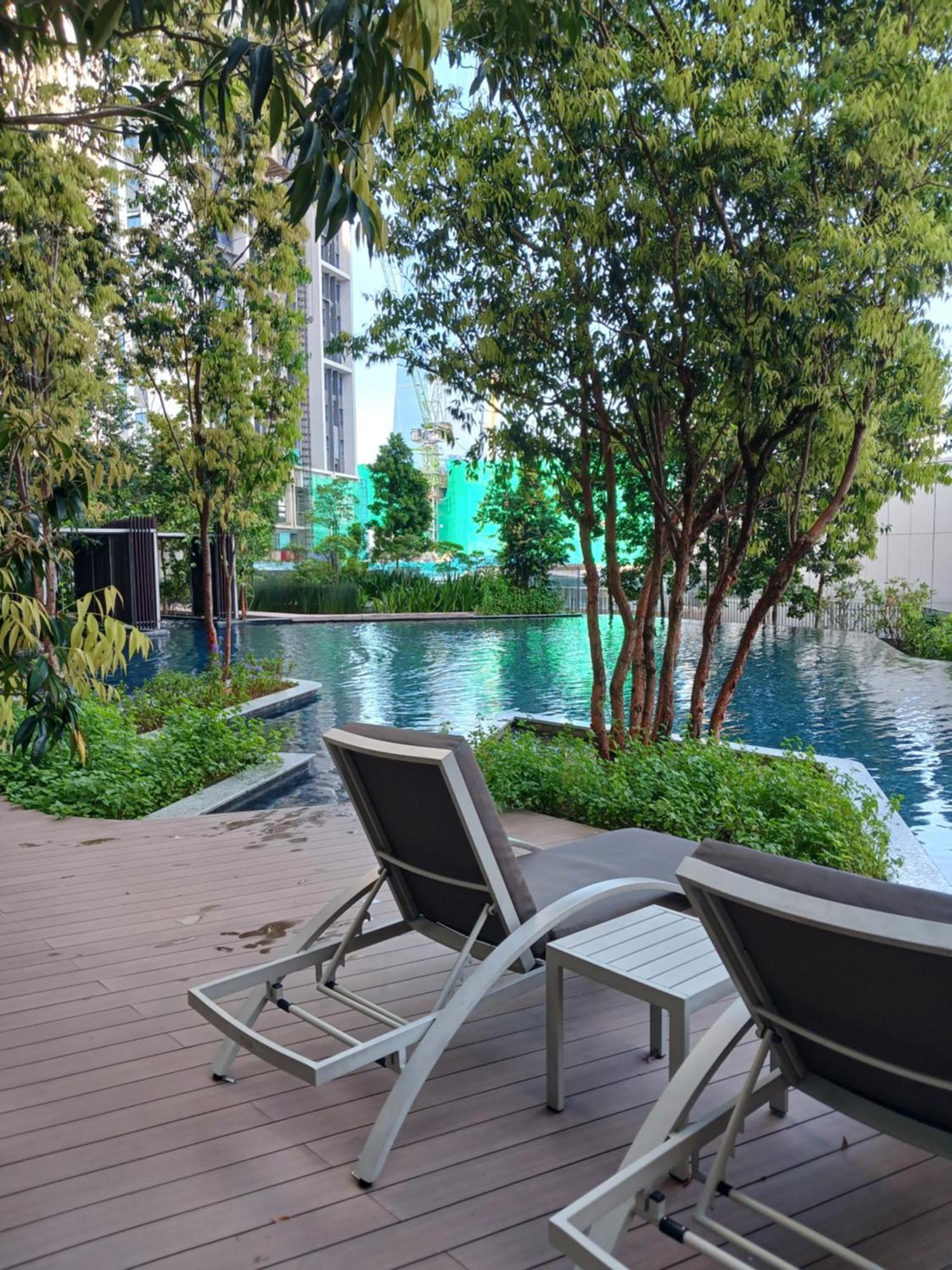クアラルンプールLotus Infinity Pool At Lucentiaアパートメント エクステリア 写真